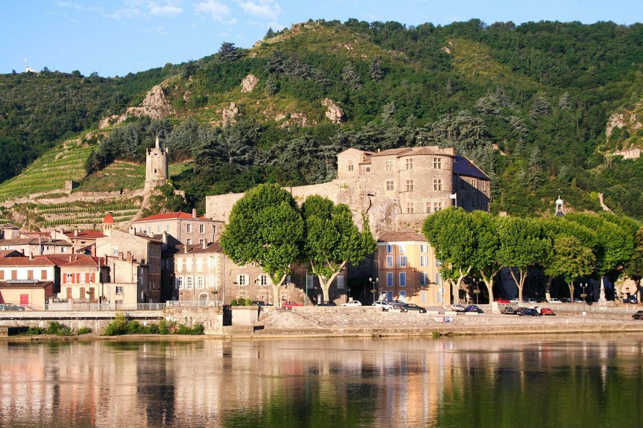 Gite Le Pied Du Geant - Local Securise Pour Les Velos Tournon-sur-Rhone Exteriör bild