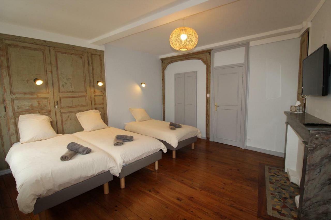 Gite Le Pied Du Geant - Local Securise Pour Les Velos Tournon-sur-Rhone Exteriör bild