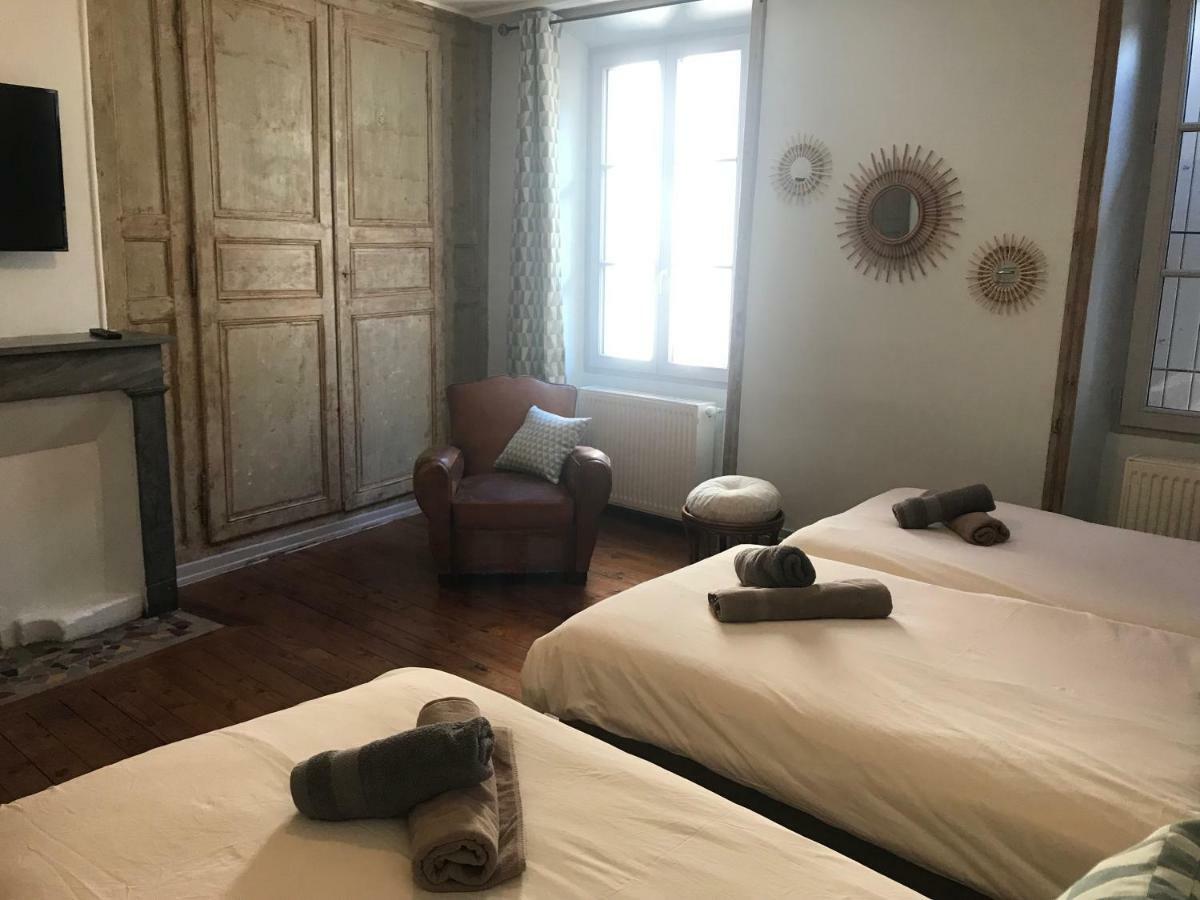 Gite Le Pied Du Geant - Local Securise Pour Les Velos Tournon-sur-Rhone Exteriör bild